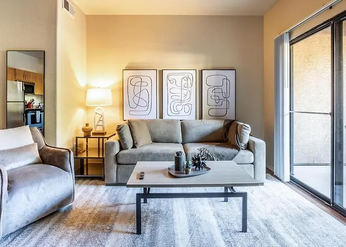 Landing - Modern With Amazing Amenities Apartment